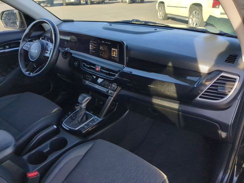 Certified 2024 Kia Seltos S image 19
