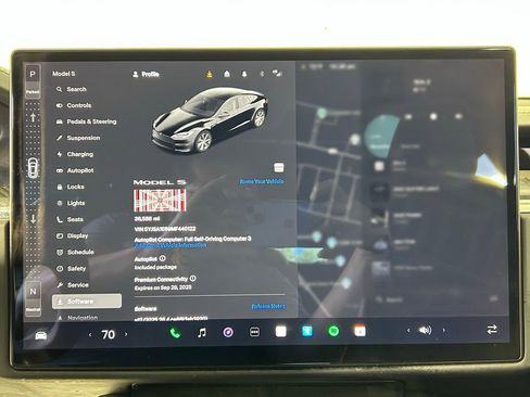 Used 2021 Tesla Model S Plaid image 27
