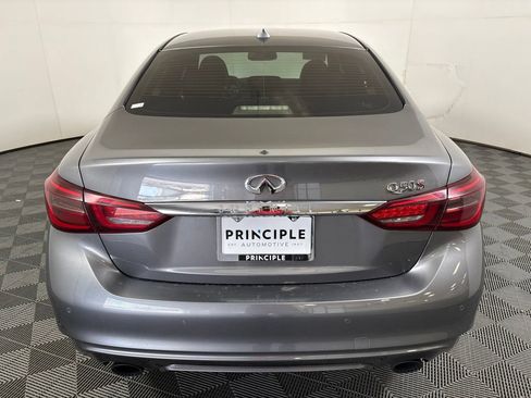 Used 2018 INFINITI Q50 Red Sport 400 w/ Sensory Package (Sport) RWD image 6