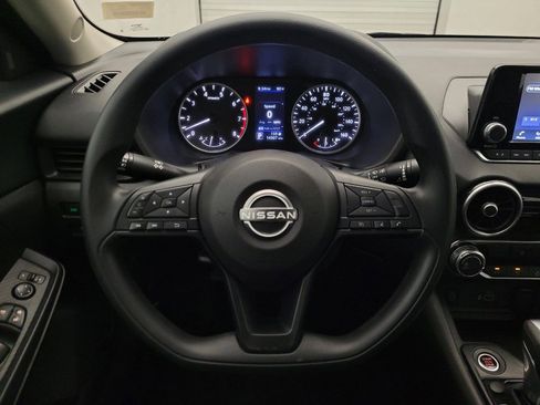 Used 2024 Nissan Sentra S FWD image 22