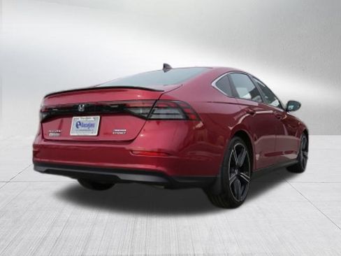 Used 2023 Honda Accord Sport image 3