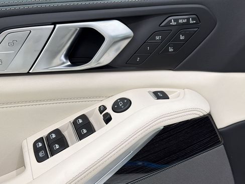 New 2026 BMW X7 xDrive40i AWD/4WD image 21