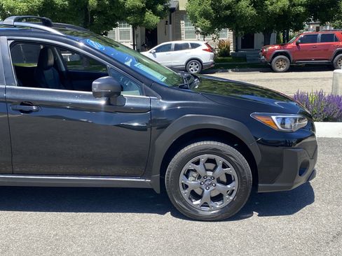 Certified 2021 Subaru Crosstrek 2.5i Sport w/ Moonroof Package AWD/4WD image 8