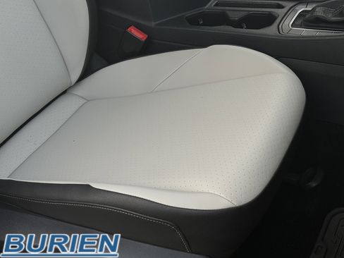 Used 2020 Volkswagen Jetta R-Line image 22