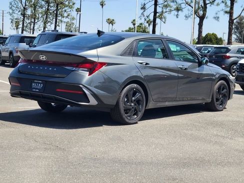 New 2026 Hyundai Elantra Sport FWD image 29