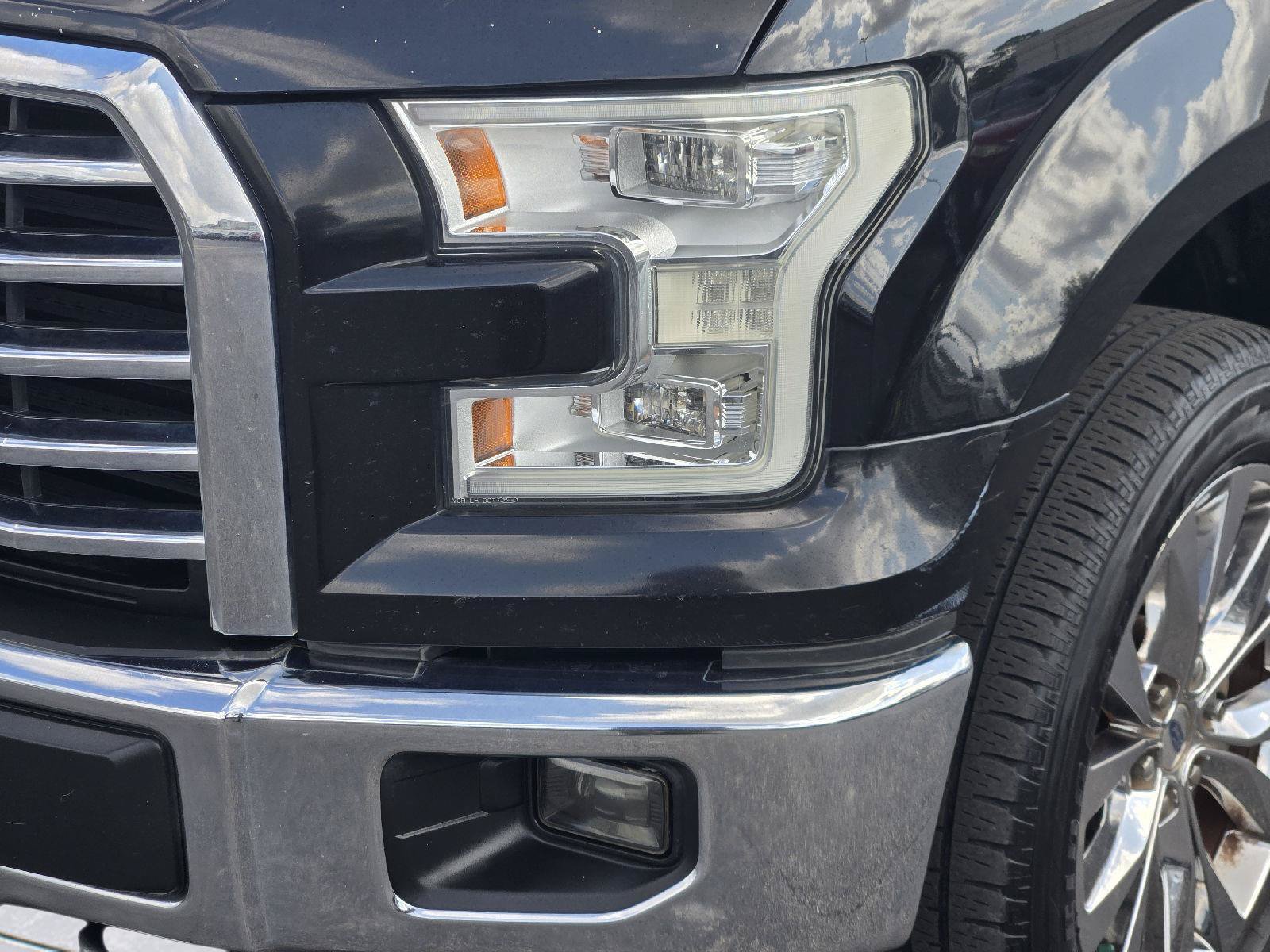 Used 2015 Ford F150 XLT w/ Equipment Group 302A Luxury AWD/4WD image 9
