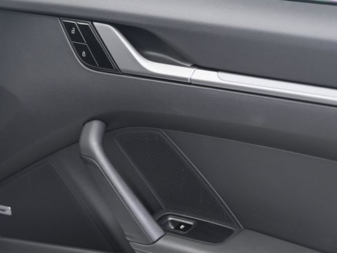 Used 2020 Porsche 911 Carrera S image 17