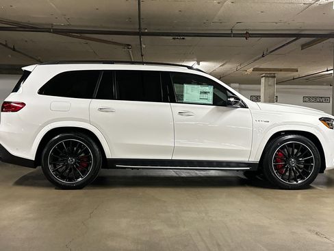 New 2026 Mercedes-Benz GLS 63 AMG 4MATIC image 7