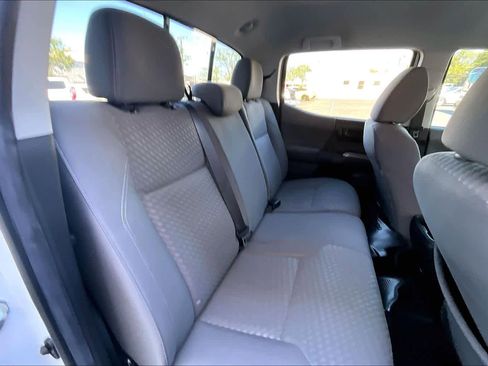 Used 2023 Toyota Tacoma SR5 AWD/4WD image 19