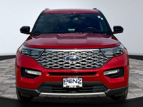 Used 2020 Ford Explorer Platinum w/ Premium Technology Package AWD/4WD image 2
