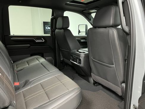 Used 2025 Chevrolet Silverado 3500 High Country w/ High Country Premium Package AWD/4WD image 52