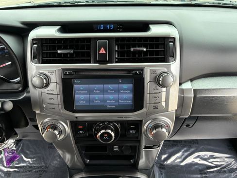 Used 2019 Toyota 4Runner SR5 AWD/4WD image 19