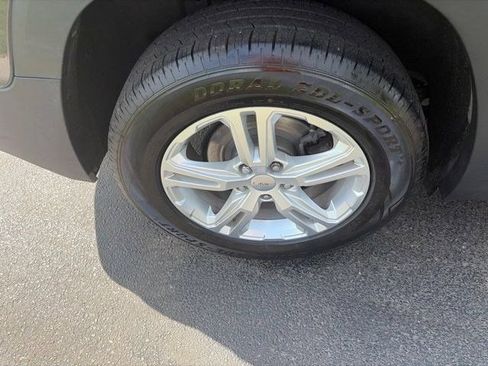 Used 2019 GMC Terrain SLE w/ LPO, Floor Liner Package AWD/4WD image 41