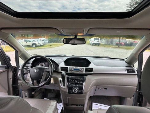 Used 2011 Honda Odyssey EX-L image 12