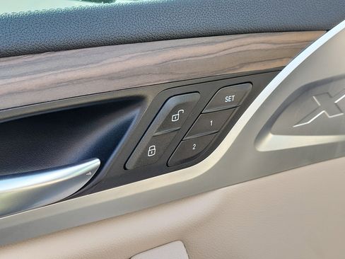 Used 2020 BMW X3 xDrive30i w/ M Sport Package 2 image 19