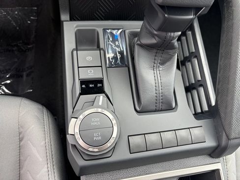 New 2026 Toyota Tacoma SR5 AWD/4WD image 27