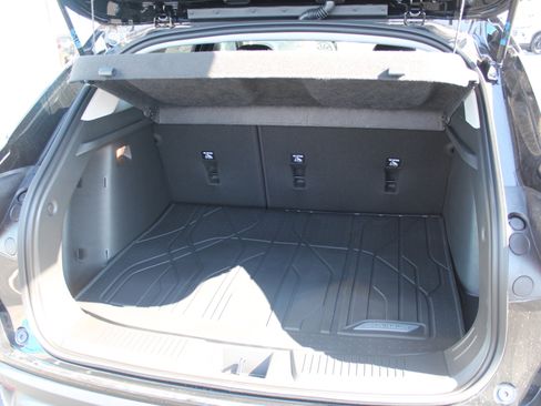 New 2026 Chevrolet Trax LT w/ Driver Confidence Package image 17