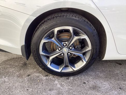 Used 2019 Chevrolet Malibu RS image 9