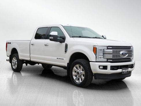 Used 2017 Ford F350 Platinum w/ Platinum Ultimate Package image 8