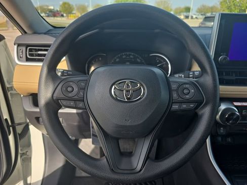 New 2025 Toyota RAV4 XLE image 15