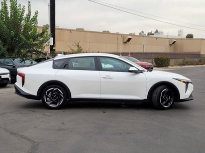 New 2025 Kia K4 EX