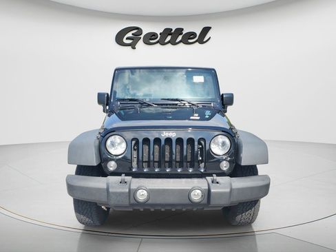 Used 2018 Jeep Wrangler Unlimited Sport S AWD/4WD image 2