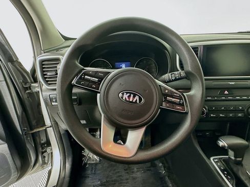 Used 2022 Kia Sportage LX image 17
