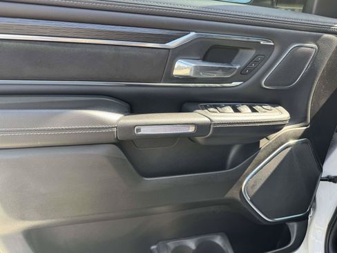 Used 2024 RAM 1500 Laramie AWD/4WD image 16