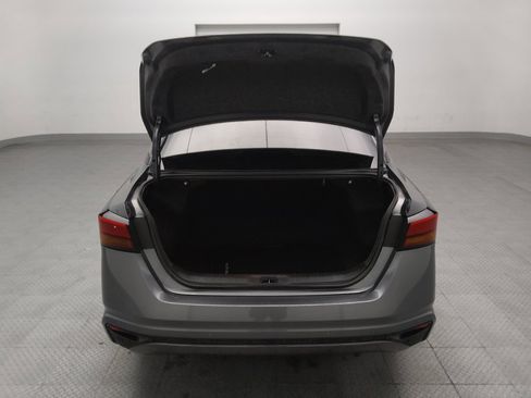 Used 2025 Nissan Altima 2.5 S FWD image 29
