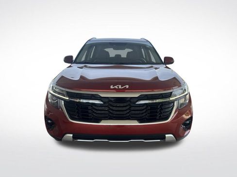 Certified 2024 Kia Seltos S AWD/4WD image 2