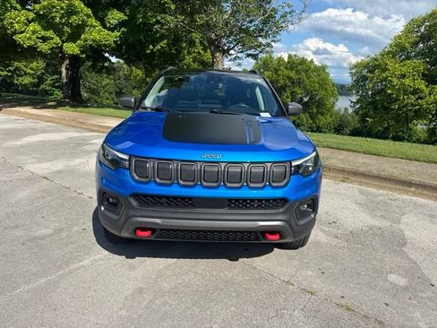 Used 2022 Jeep Compass Trailhawk w/ Trailhawk Elite Group AWD/4WD image 2