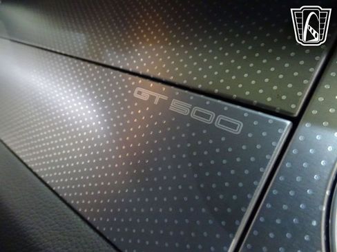 Used 2010 Ford Mustang Shelby GT500 image 25