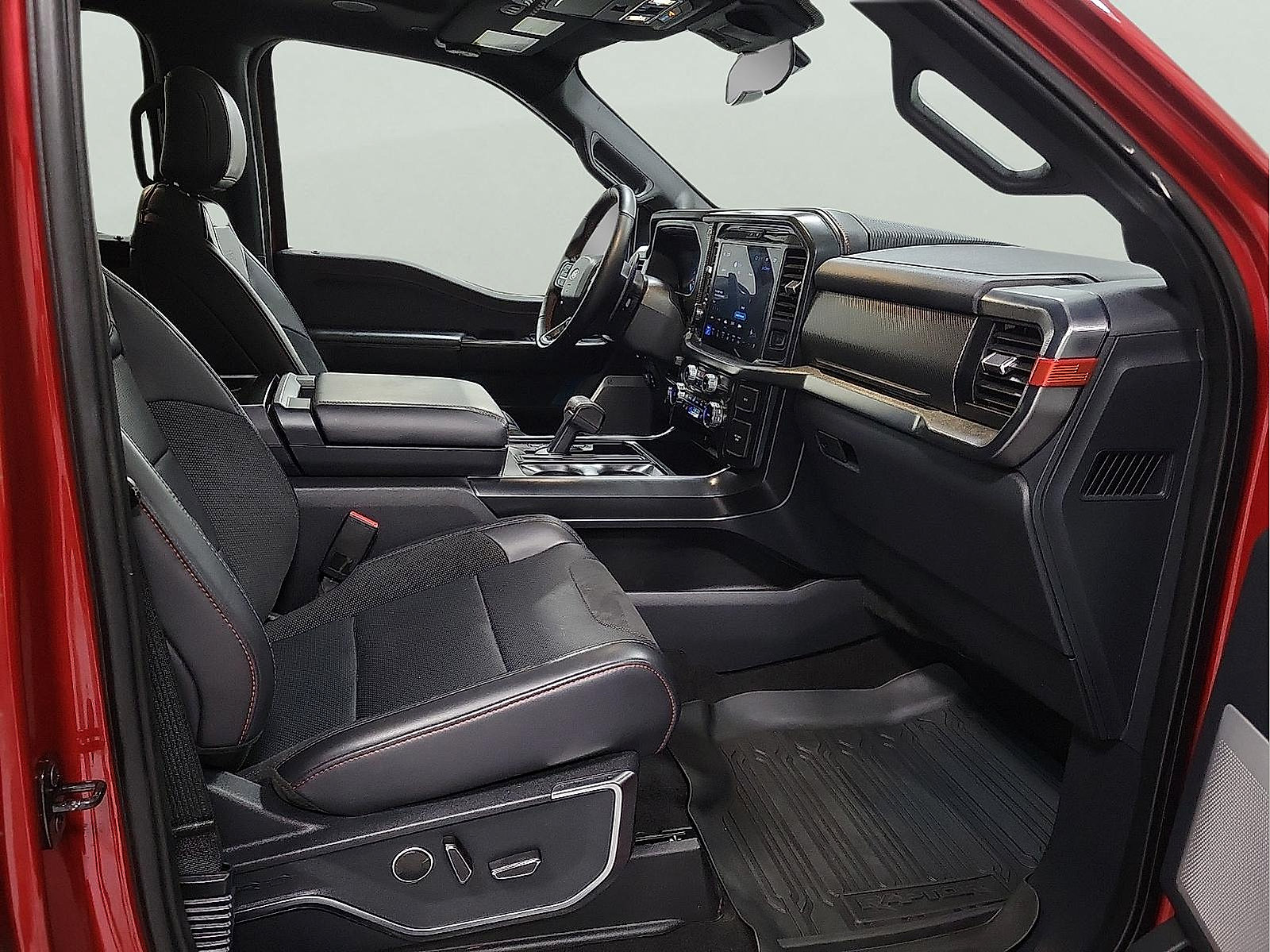 Used 2025 Ford F150 Raptor AWD/4WD image 15