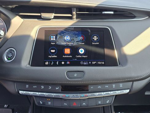 Used 2023 Cadillac XT4 Premium Luxury AWD/4WD image 14