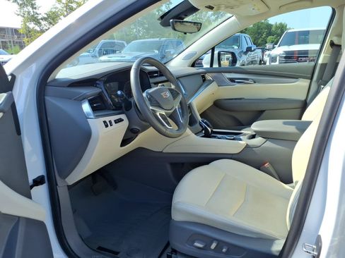 Used 2023 Cadillac XT5 Premium Luxury w/ Technology Package FWD image 20