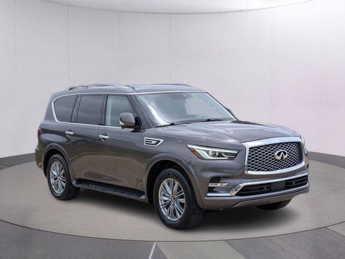 Used 2024 INFINITI QX80 Luxe RWD image 10
