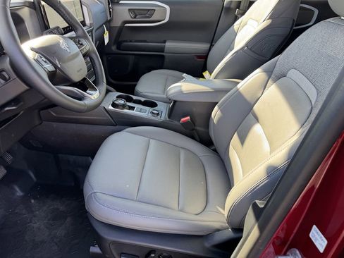 Used 2025 Ford Bronco Sport Badlands w/ Badlands Tech Package image 11