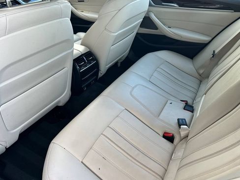 Used 2020 BMW M550i xDrive AWD/4WD image 12