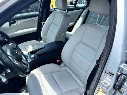 Used 2012 Mercedes-Benz C 300 4MATIC Sedan image 13