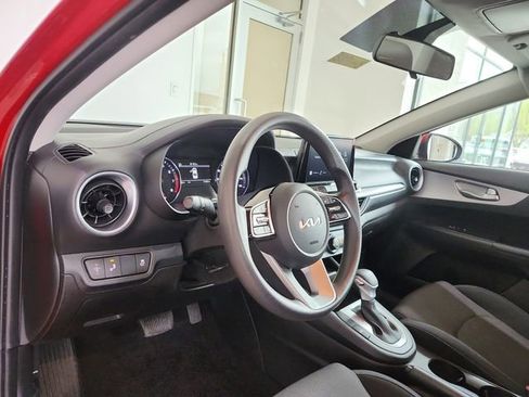 Certified 2023 Kia Forte LXS w/ LXS Technology Package FWD image 9
