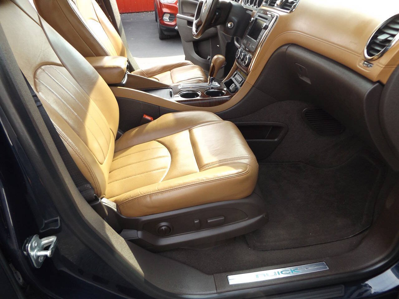 Used 2015 Buick Enclave Premium w/ Experience Buick Package FWD image 23