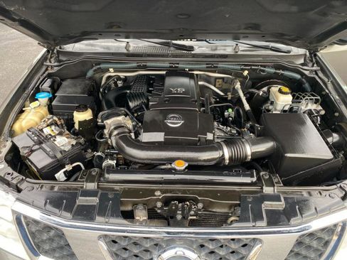 Used 2008 Nissan Frontier SE w/ SE Value Truck Pkg image 8