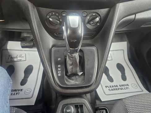 Used 2018 Ford Transit Connect XL image 27