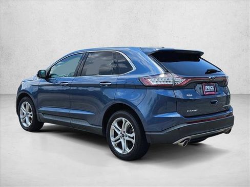 Used 2018 Ford Edge Titanium w/ Equipment Group 301A FWD image 7