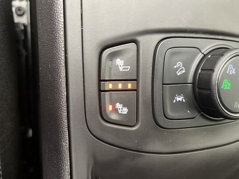 Certified 2024 GMC Terrain SLE w/ Driver Convenience Package image 23