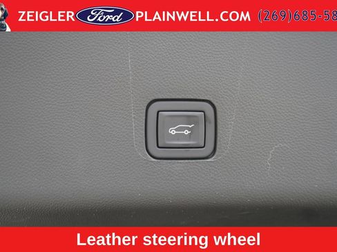 Used 2024 Chevrolet Traverse Premier w/ Redline Edition AWD/4WD image 15