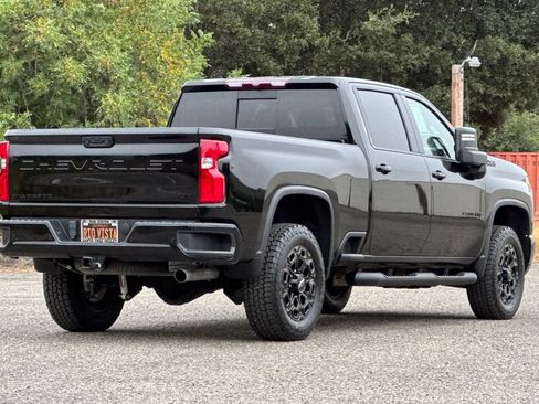 Used 2024 Chevrolet Silverado 2500 LTZ w/ LTZ Plus Package AWD/4WD image 4