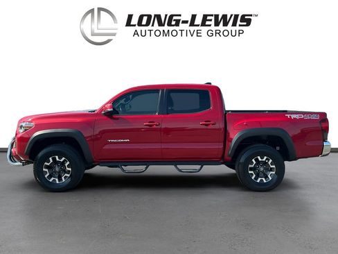 Used 2019 Toyota Tacoma TRD Off-Road AWD/4WD image 2