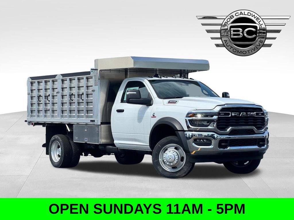 New 2026 RAM 4500 Tradesman w/ Chrome Appearance Group AWD/4WD 360° Tour