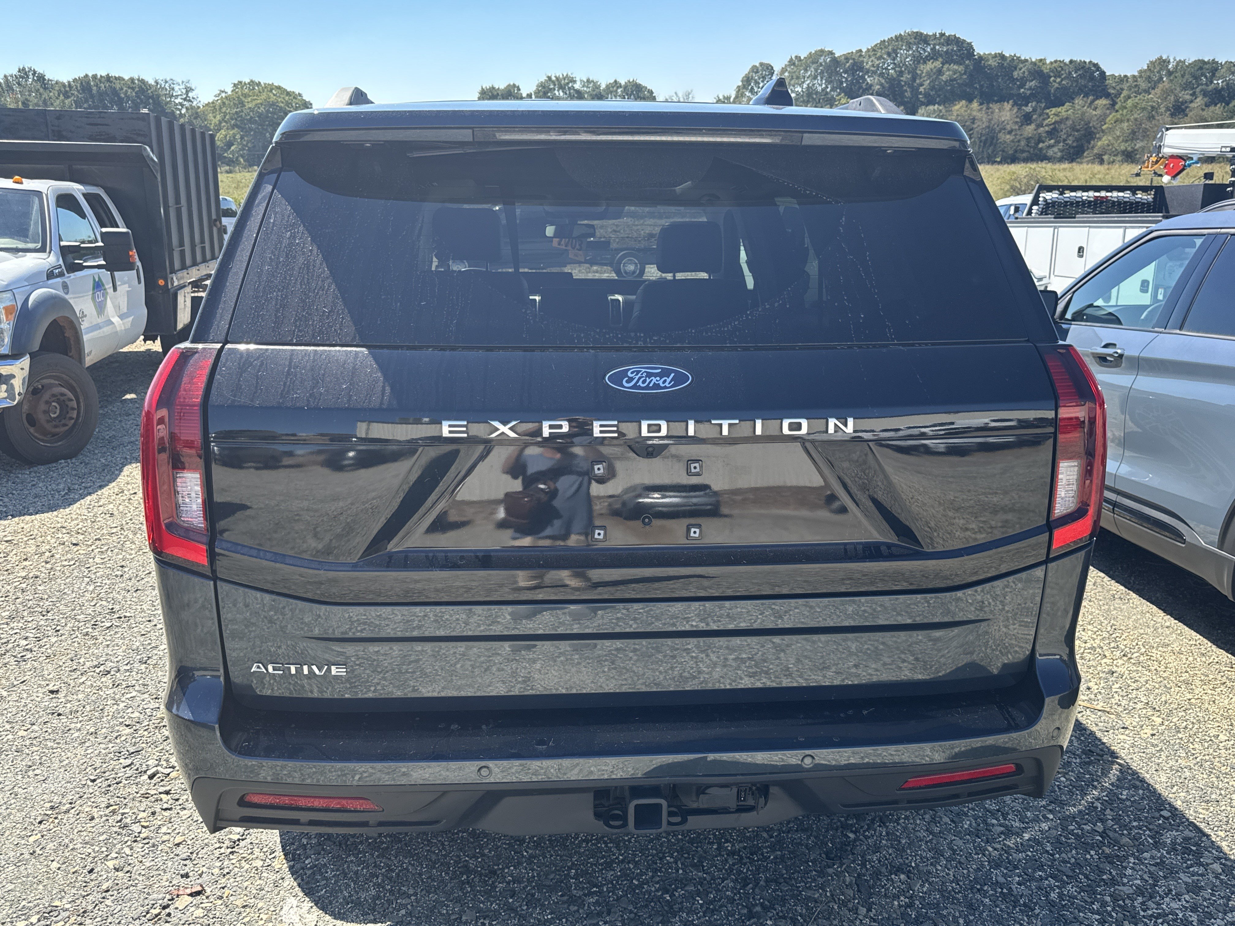 Used 2025 Ford Expedition Active AWD/4WD image 5